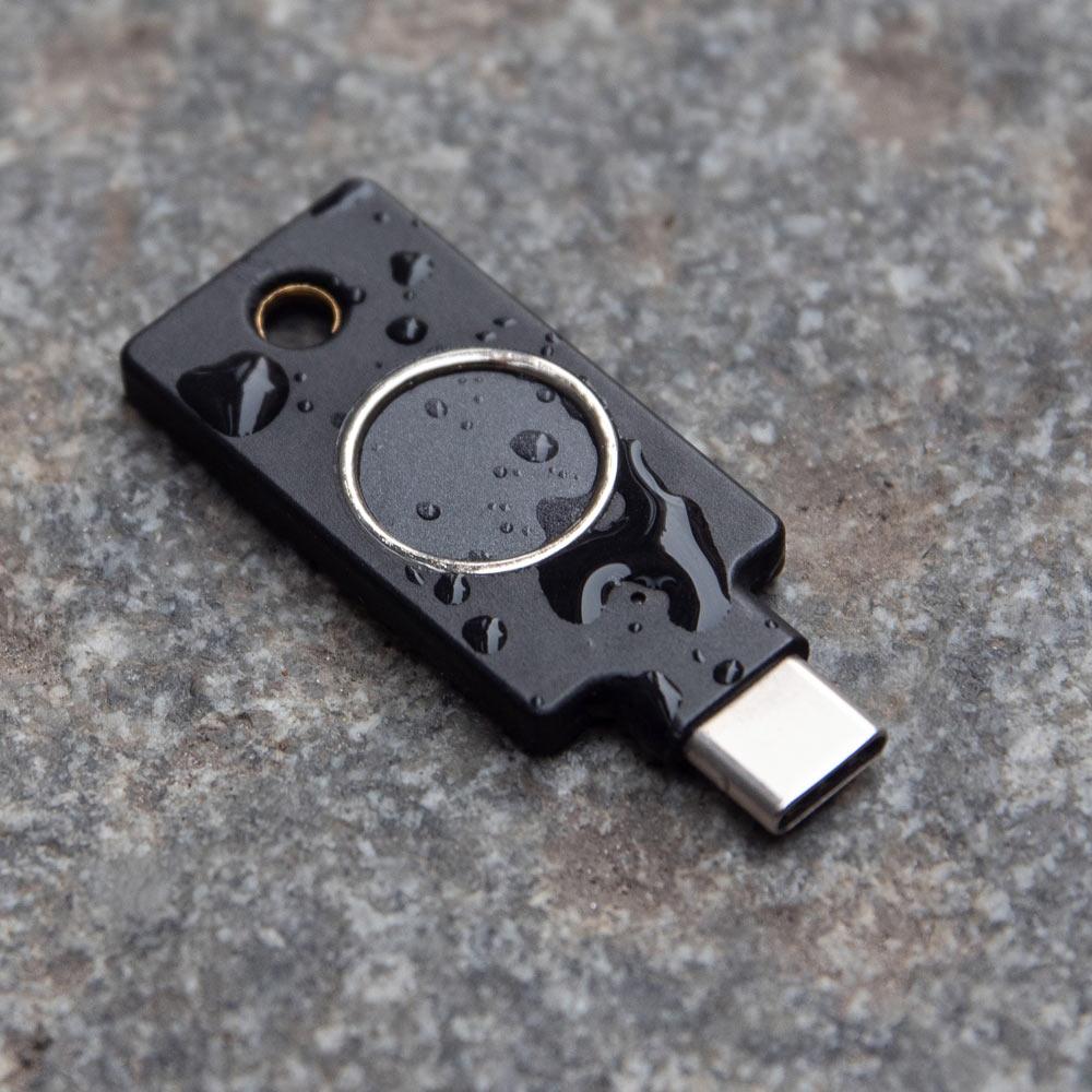 YubiKey C Bio (FIDO Edition) - Trust Panda